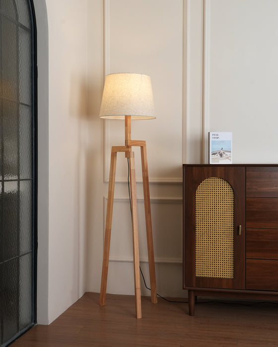 Puccio Tripod Floor Lamp 17.7"