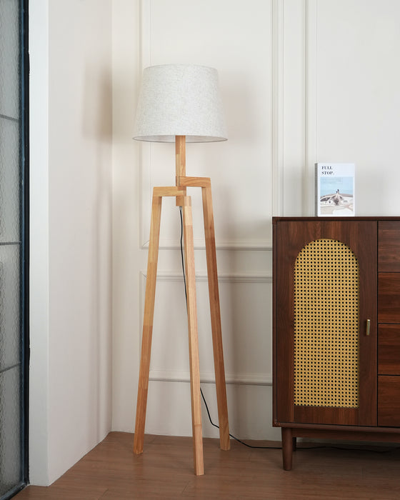 Puccio Tripod Floor Lamp 17.7"