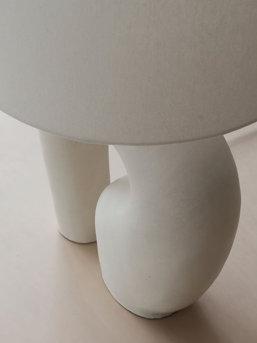 مصباح طاولة فني من الراتنج مقاس 15.7 بوصة
