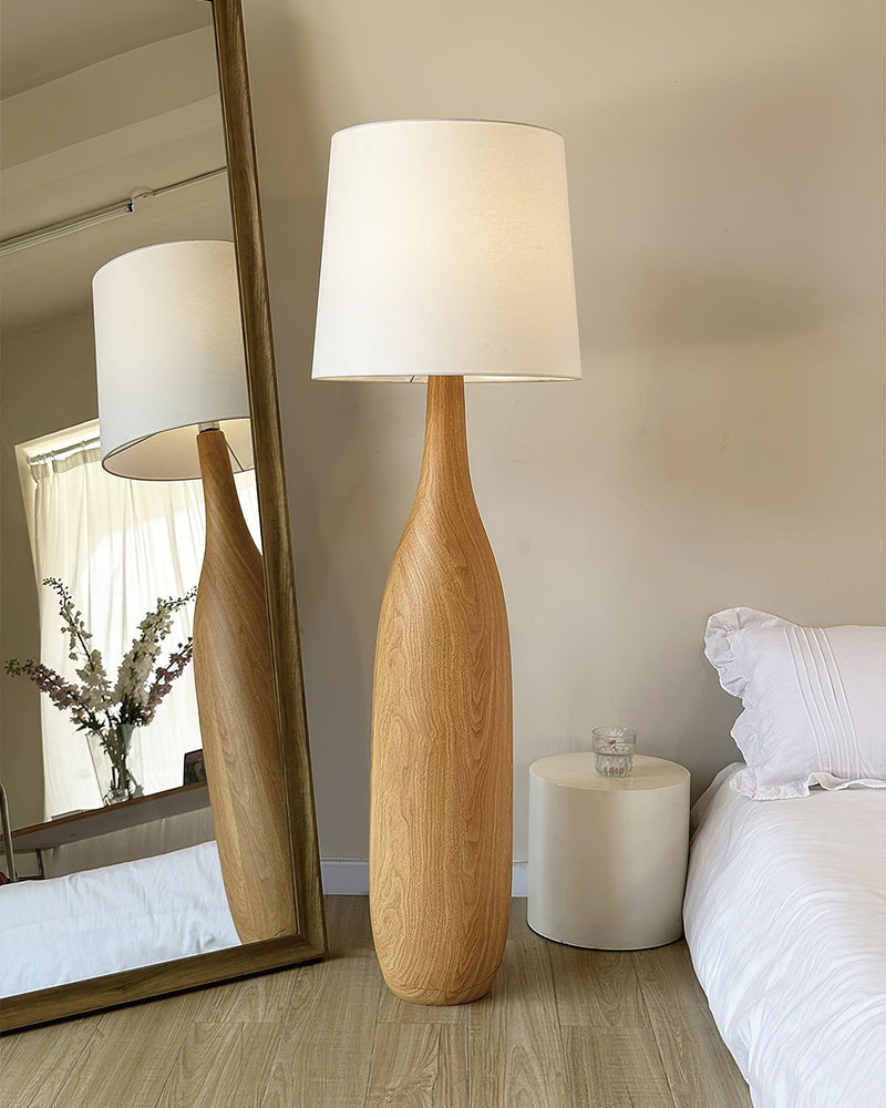 Resin Serenity Floor Lamp 17.7"