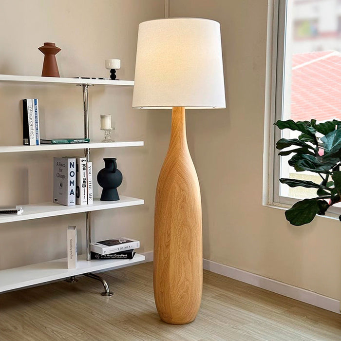 Resin Serenity Floor Lamp 17.7"