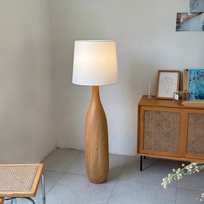 Resin Serenity Floor Lamp 17.7"