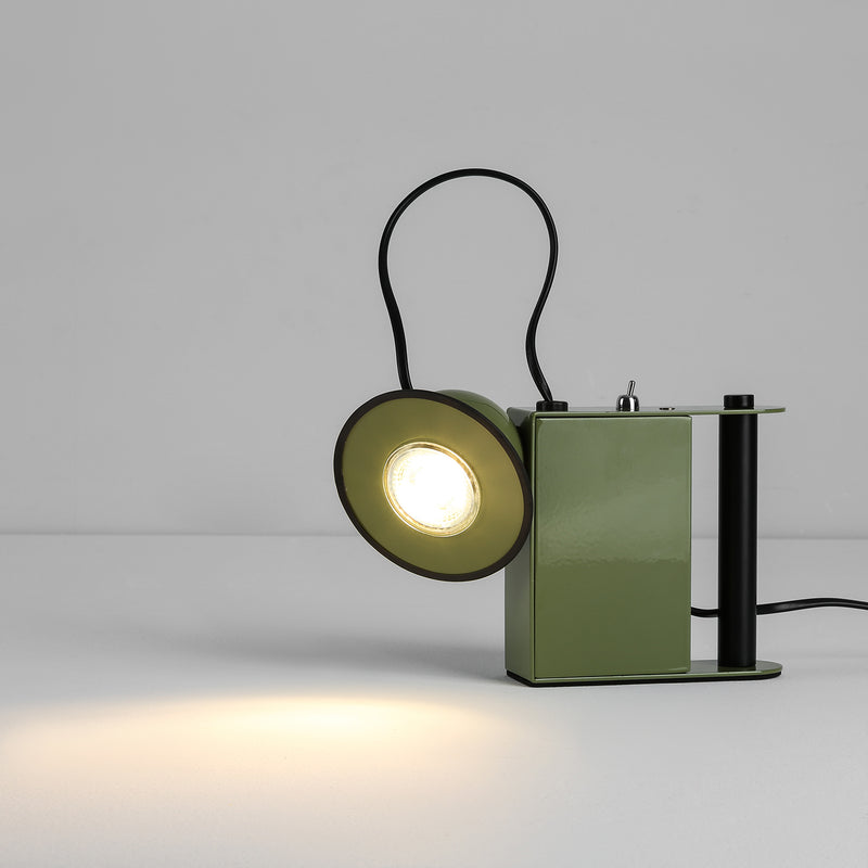 Roland Camera Table Light 7.7"