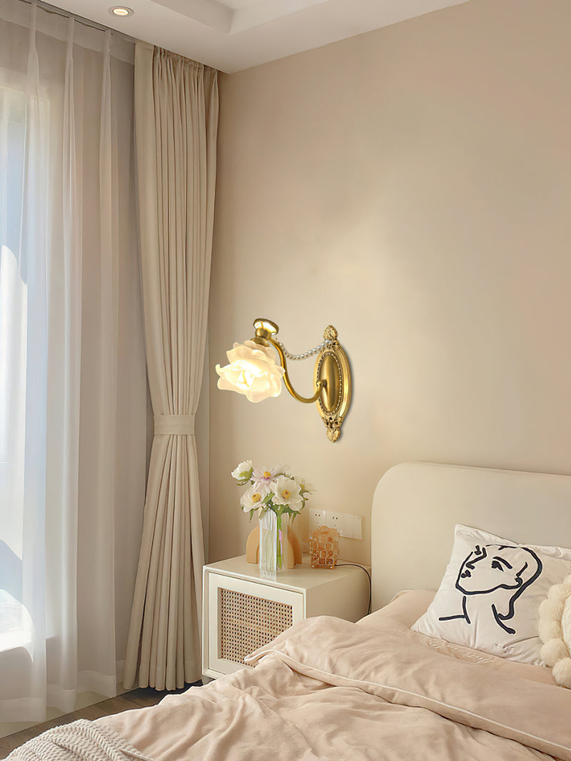 Roses Landi Wall Lamp