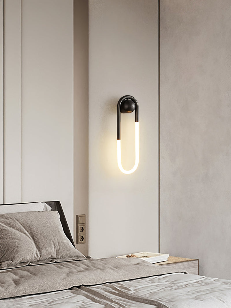 Rudi Loop Wall Lamp
