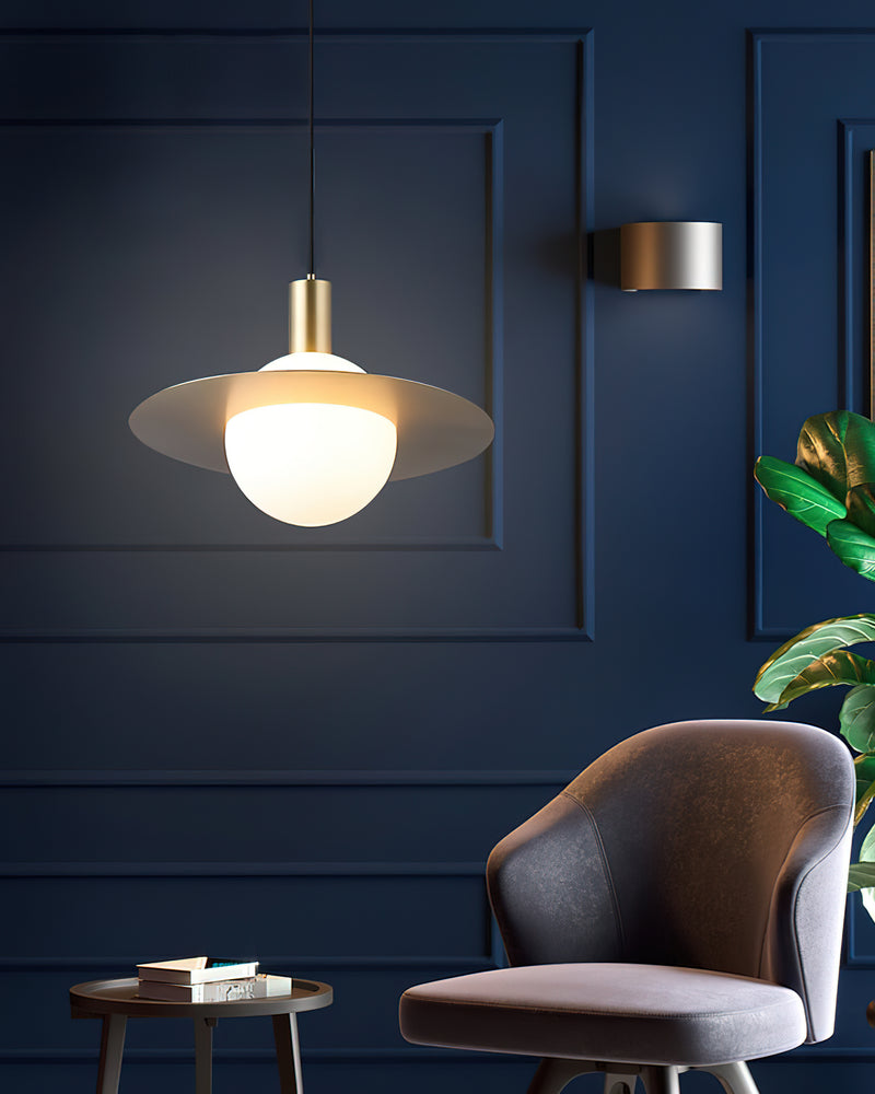 Saturne Pendant Light