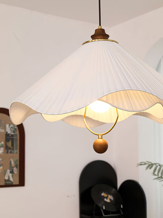 Scallop Edge Pendant Light