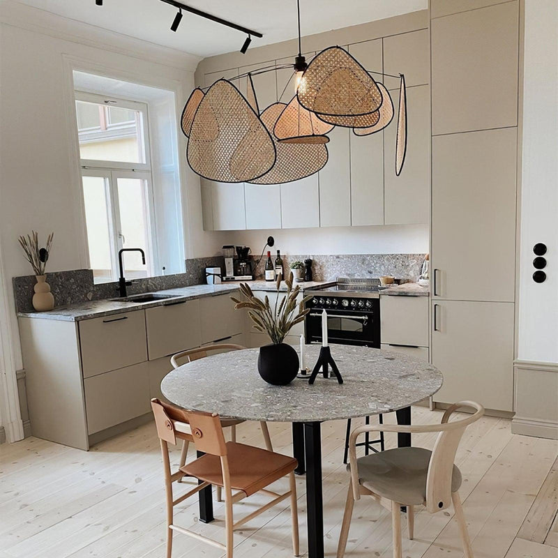 Screen Cannage Suspension