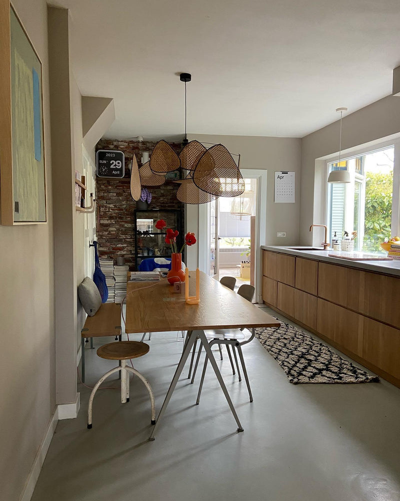 Screen Cannage Suspension