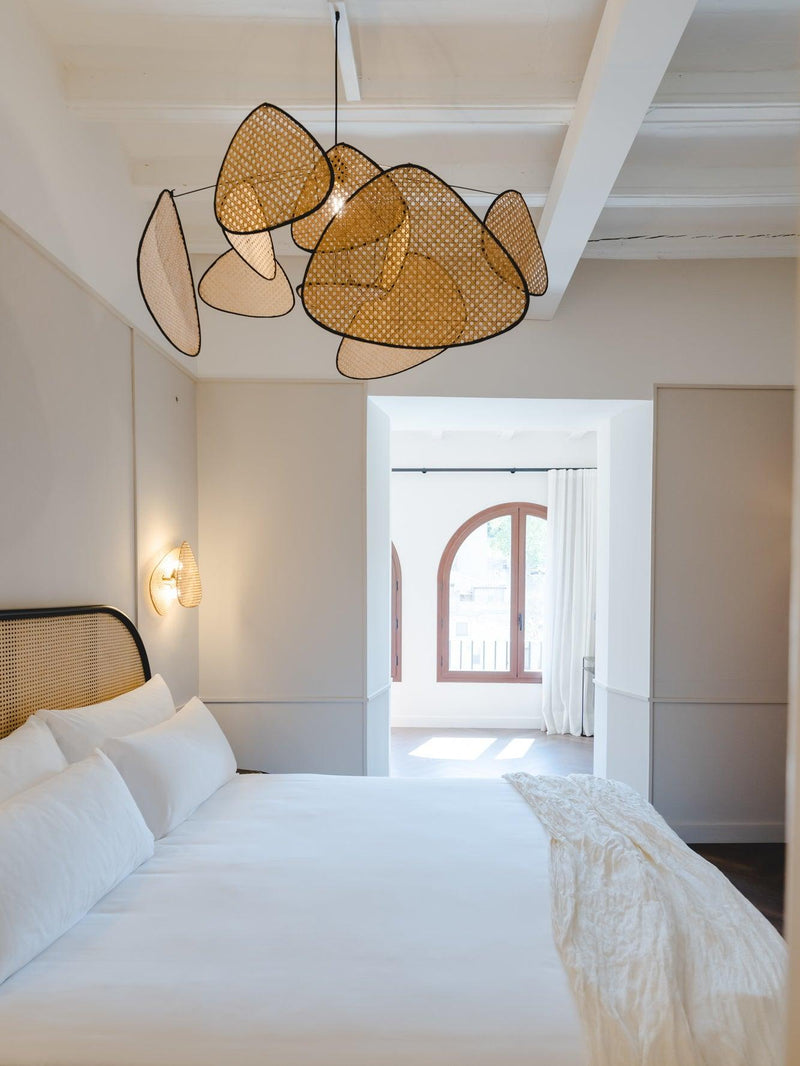 Screen Cannage Suspension