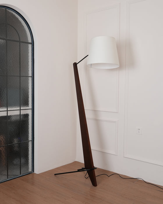 Silva Giant Floor Lamp 15.7"