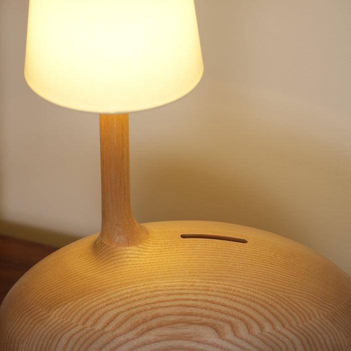 Snail Table Lamp 15.7"