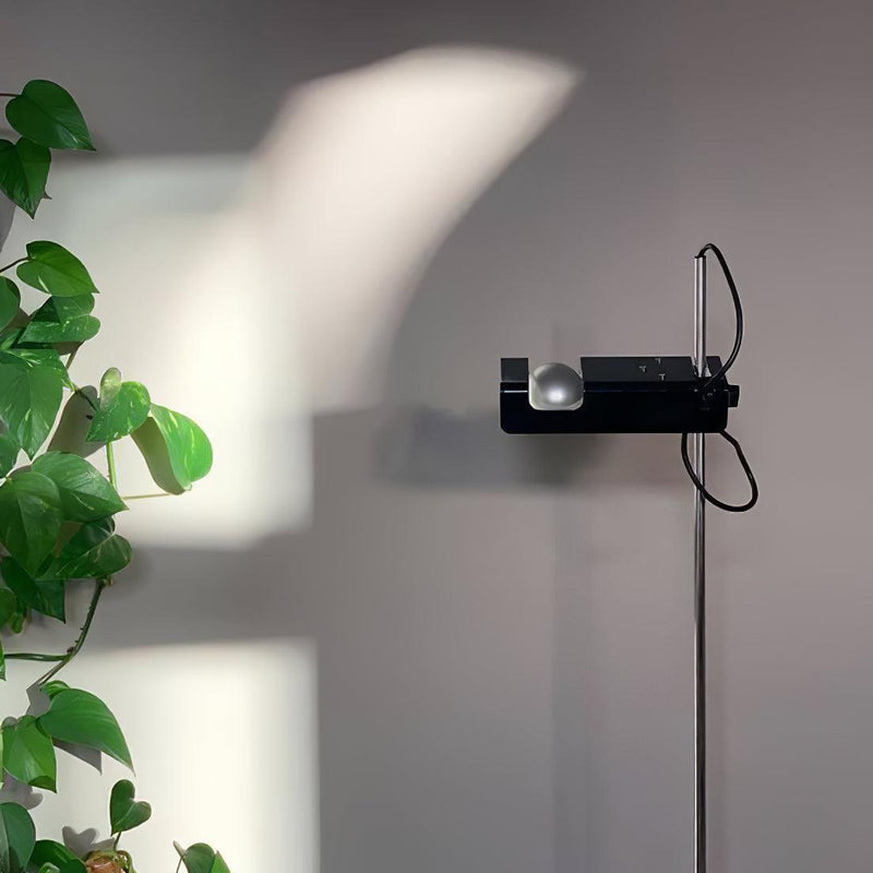 Spider Floor Lamp 9.1"