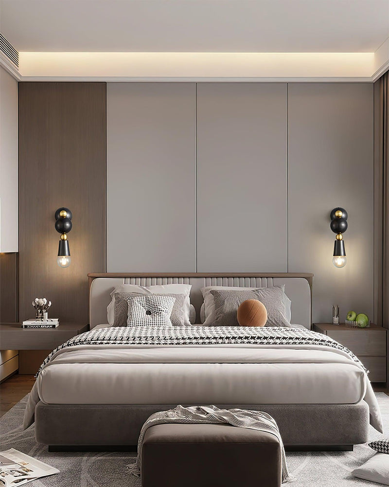 Spindle Wall Lamp 3.9"