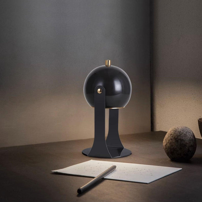 Svejk Table Lamp 5"