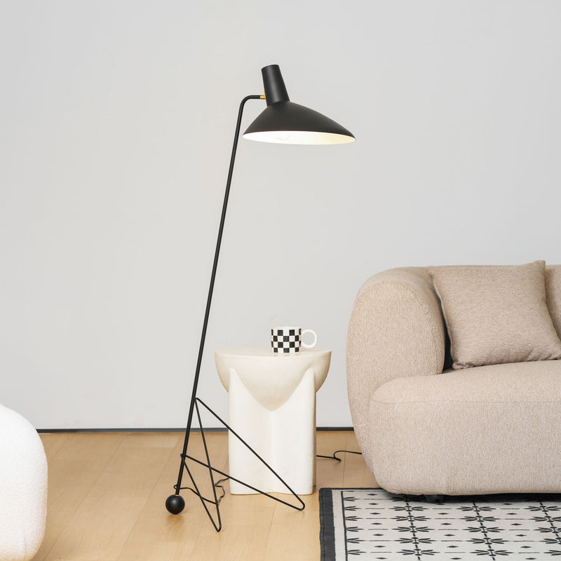 Svelte Noir Floor Lamp 28.3"