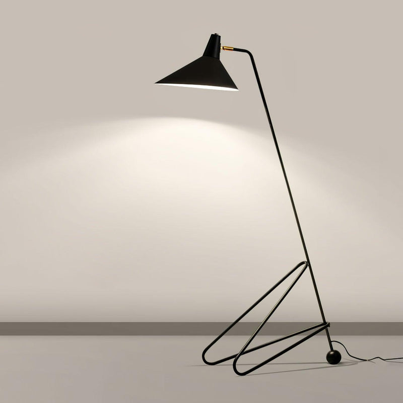 Svelte Noir Floor Lamp 28.3"