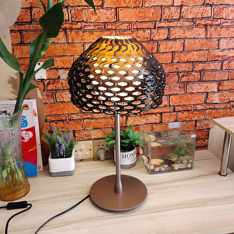 Tatou Table Lamp 11"