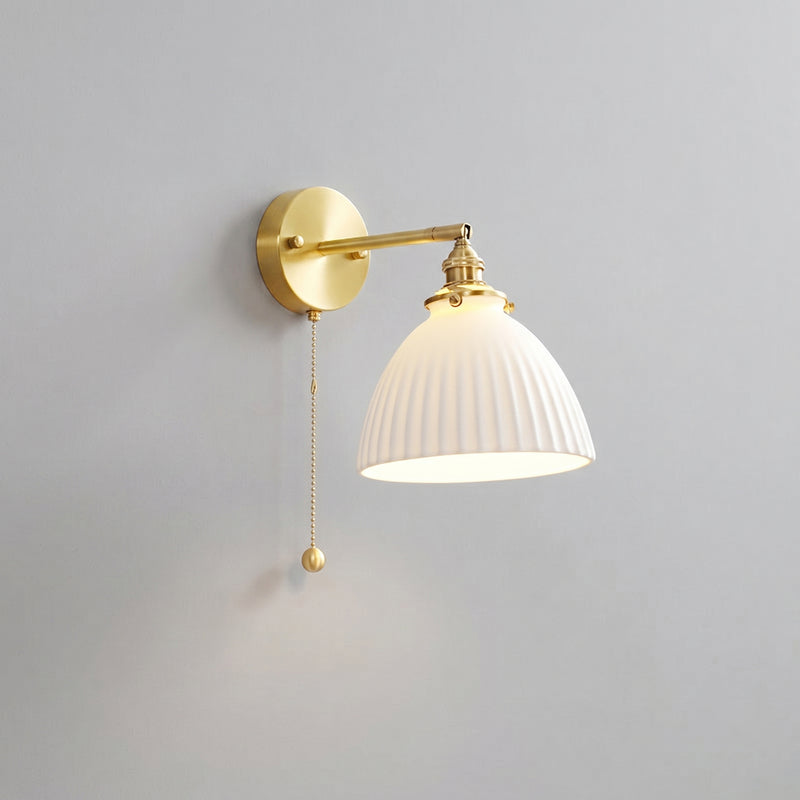 Vesta Wall Lamp