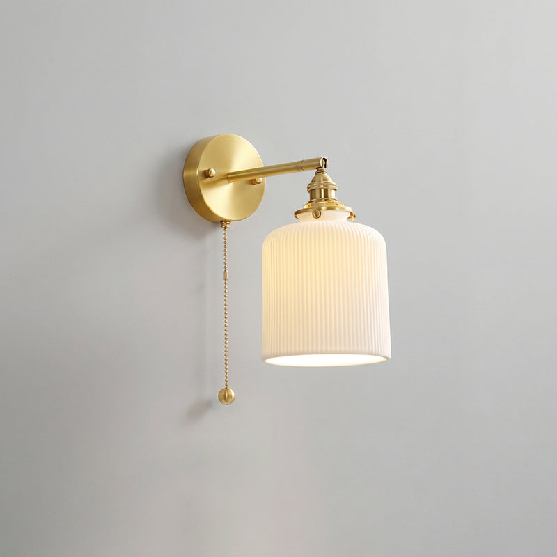 Vesta Wall Lamp