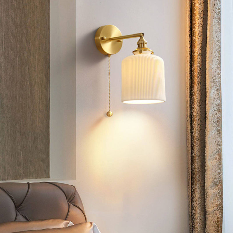 Vesta Wall Lamp