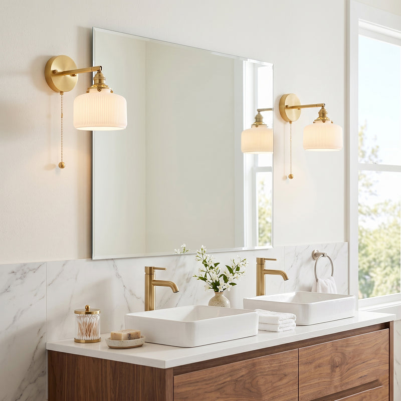 Vesta Wall Lamp