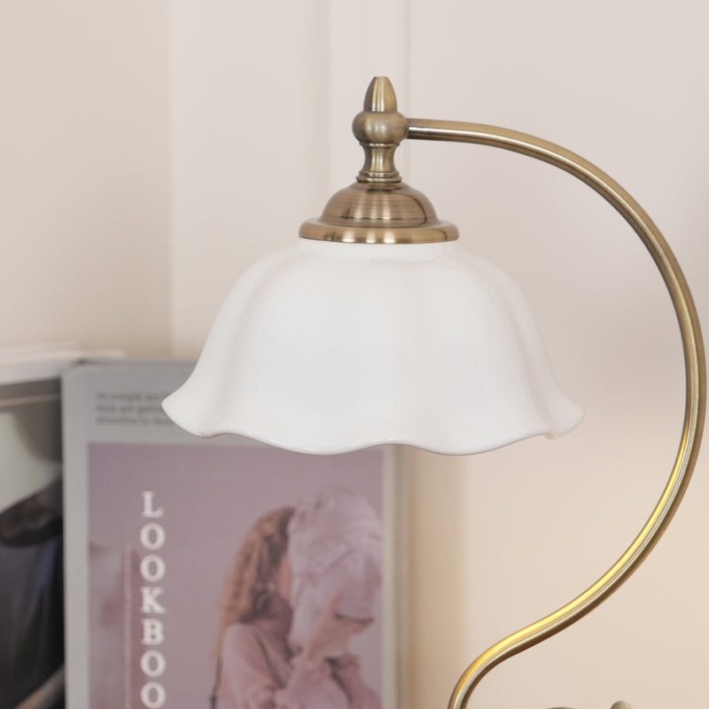 Vintage Laiton Table Lamp 6.7"